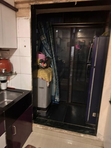 Furnished Amenities in 1.5 BHK Apartment at Vaishali Apartment Ghansoli, Ghansoli – for Rent