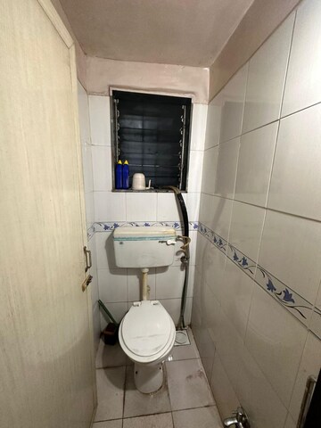 Bathroom in 1.5 BHK Apartment at Vaishali Apartment Ghansoli, Ghansoli – for Rent