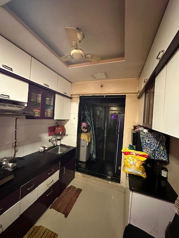 Kitchen in 1.5 BHK Apartment at Vaishali Apartment Ghansoli, Ghansoli – for Rent
