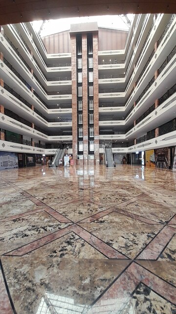  Office Space – Exterior View View at Vip Road - for Rent