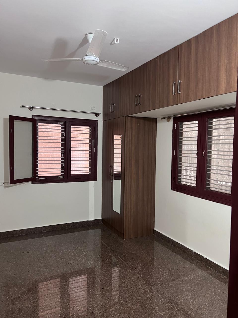 1 BHK Apartment For Rent in Parikshit Enterprises