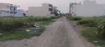  Plot For Sale in Sector 78
