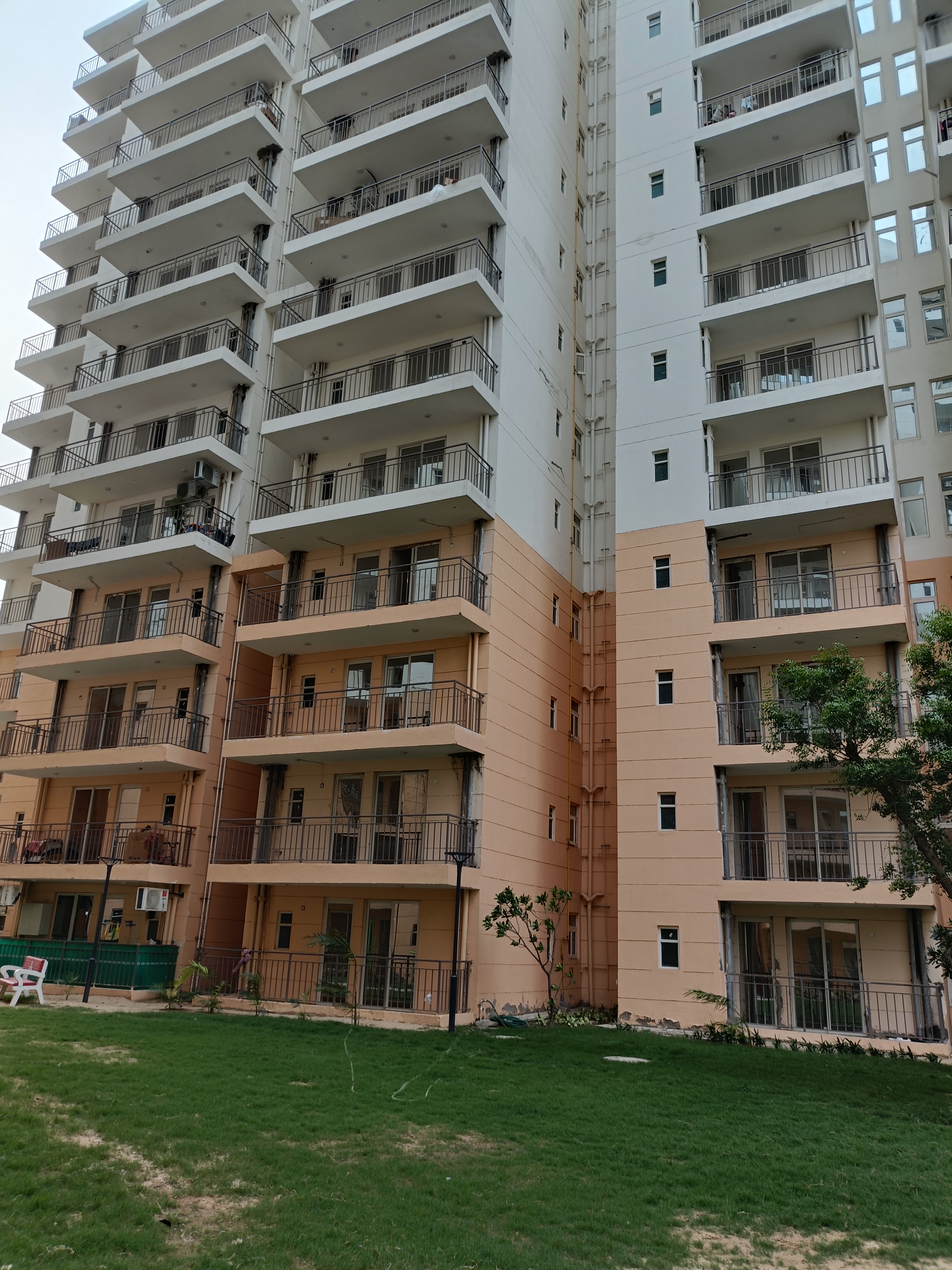 3 BHK 1815 Sq.Ft. Apartment in Imperia Esfera