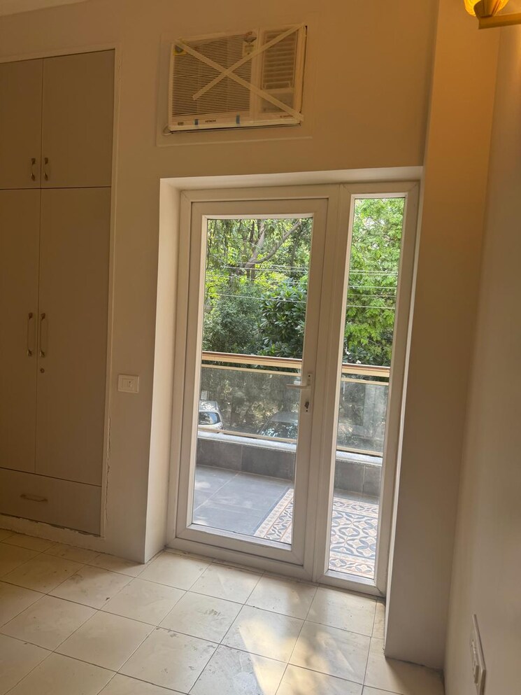 Room, dlf phase ii 3 Bedroom 2090 Sq.Ft. Builder Floor In Dlf Phase ii Gurgaon 8845204