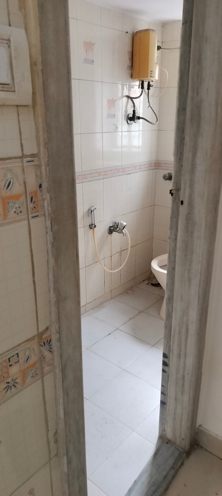 Bathroom, ashirwad-tower 1 Bedroom 450 Sq.Ft. Apartment In Andheri West Mumbai 8845309