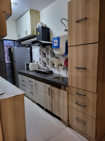 Kitchen in 4 BHK Builder Floor at Dlf Phase ii – for Rent