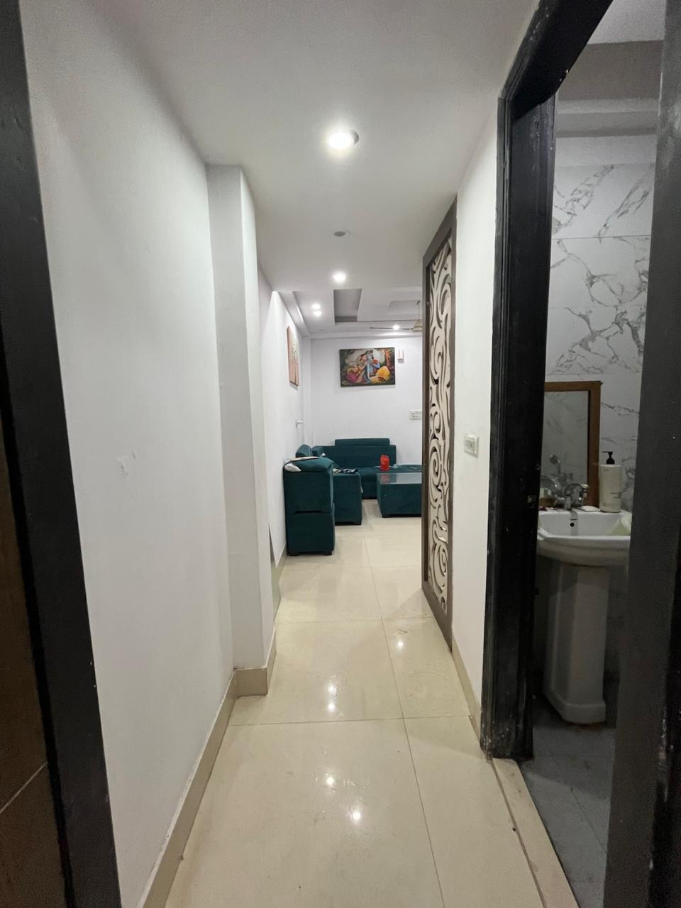 2 BHK + Extra Room Builder Floor For Rent in Saket