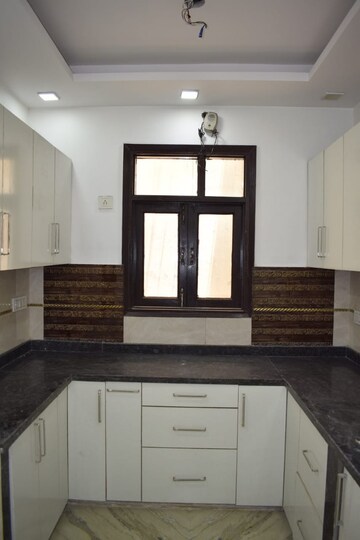 Kitchen in 2 BHK Builder Floor at Mahaveer Nagar – for Sale