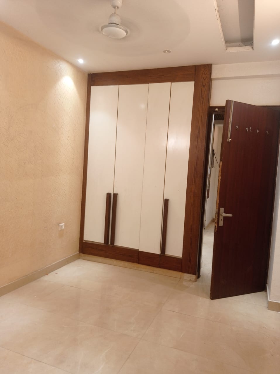 3 BHK Apartment For Rent in Gajraj Properties  Invest