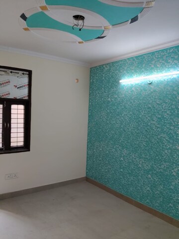 Room in 1 BHK Builder Floor at Krishna Park – for Sale