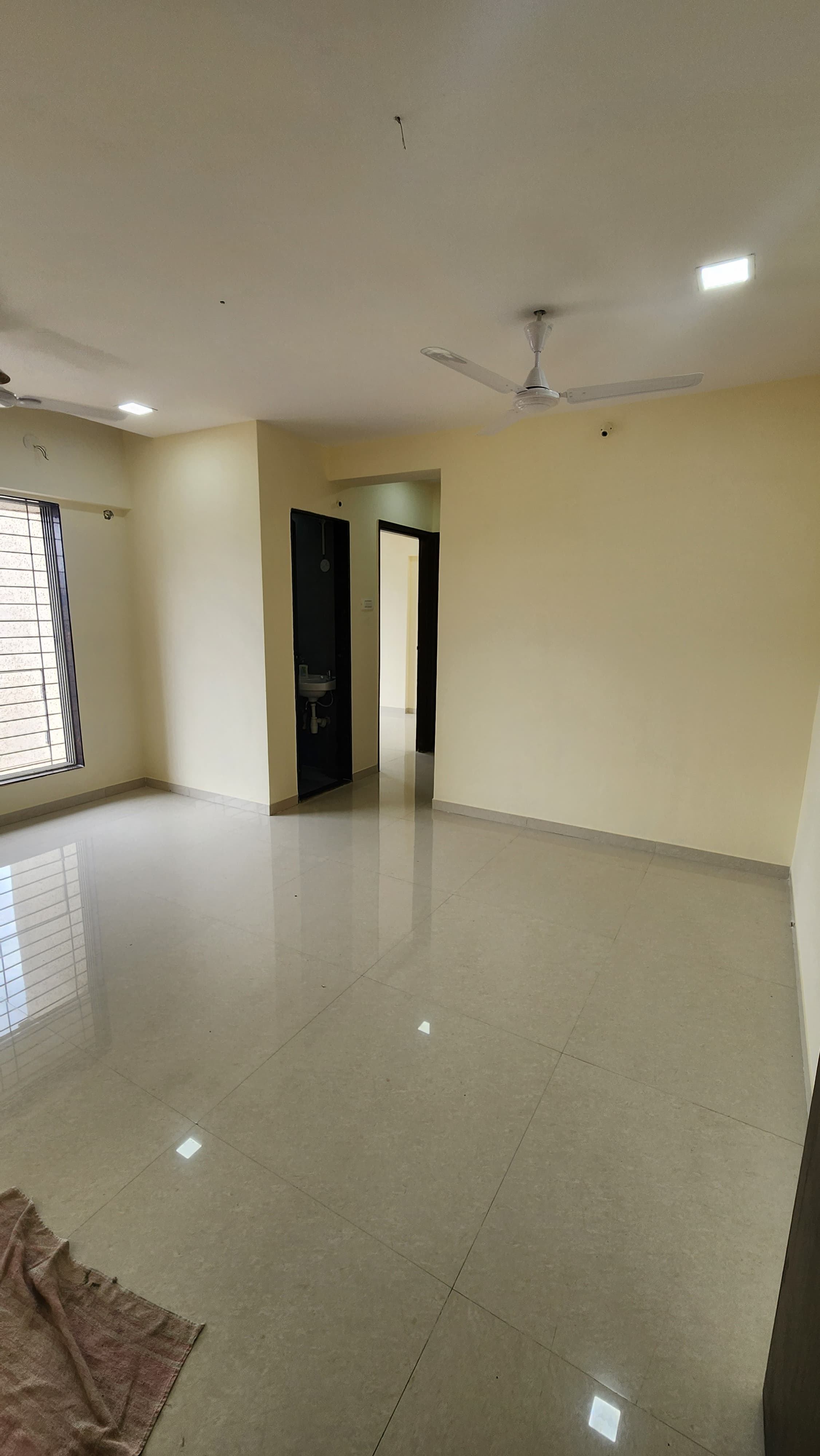 2 BHK Apartment For Rent in Madhuban Heights