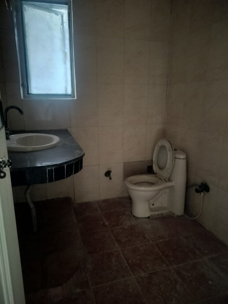 Bathroom, rwa-apartments-sector-50 1 RK 450 Sq.Ft. Independent House In Sector 50 Noida 8845679