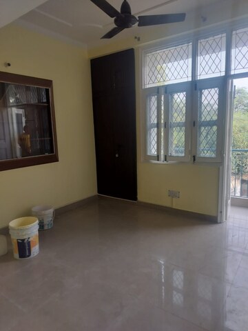 Room in 1 RK Independent House at RWA Apartments Sector 50, Sector 50 – for Rent