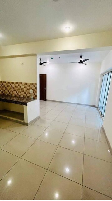 Bathroom in 2 BHK Apartment at Panchsheel Greens II, Sector 16 Greater Noida – for Sale