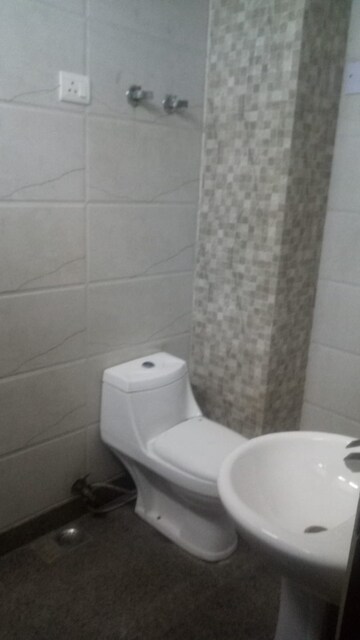 Bathroom in 3 BHK Independent House at RWA Apartments Sector 41, Sector 41 – for Rent
