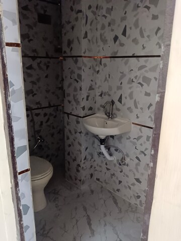 Bathroom in 1 BHK Builder Floor at Lajpat Nagar 4 – for Rent
