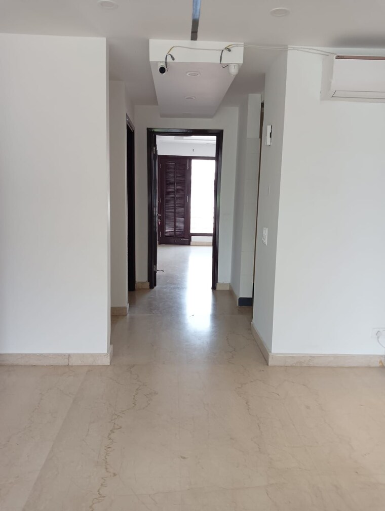 Room, east of kailash 3 Bedroom 1125 Sq.Ft. Builder Floor In East Of Kailash Delhi 8845862
