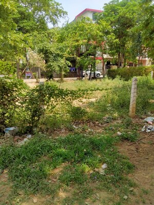  Plot For Sale in Sector 17a Yamuna Expressway