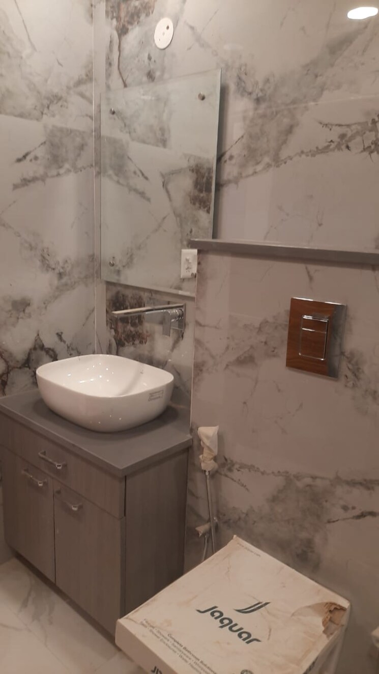 Bathroom, omaxe-spa-village 3 Bedroom 1600 Sq.Ft. Apartment In Sector 78 Faridabad 8845897