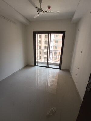 Room in 2 BHK Apartment at Regency Antilia, Ulhasnagar – for Sale