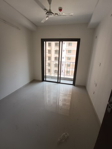Room in 2 BHK Apartment at Regency Antilia, Ulhasnagar – for Sale