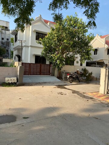 3 BHK Villa For Sale in Satellite