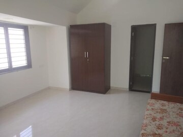 Room in 3 BHK Villa at Satellite – for Sale