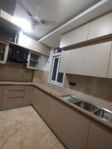 Staircase in 3 BHK Builder Floor at Sushant Lok 2, Sector 57 – for Rent