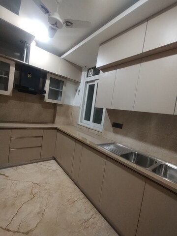Kitchen in 3 BHK Builder Floor at Sushant Lok 2, Sector 57 – for Rent
