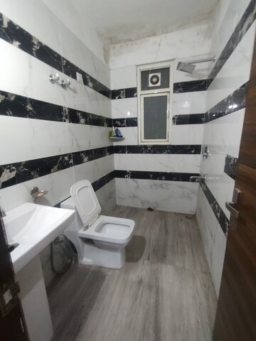 Staircase in 2 BHK Builder Floor at Ansal Sushant Lok I, Sector 43 – for Rent
