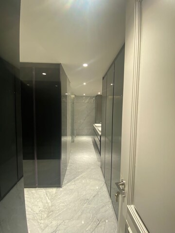  4 BHK Apartment at Vasant Vihar – for Rent