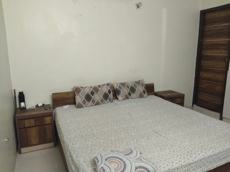 Bedroom, penta-homes 1 Bedroom 650 Sq.Ft. Apartment In Vip Road Zirakpur 8845981