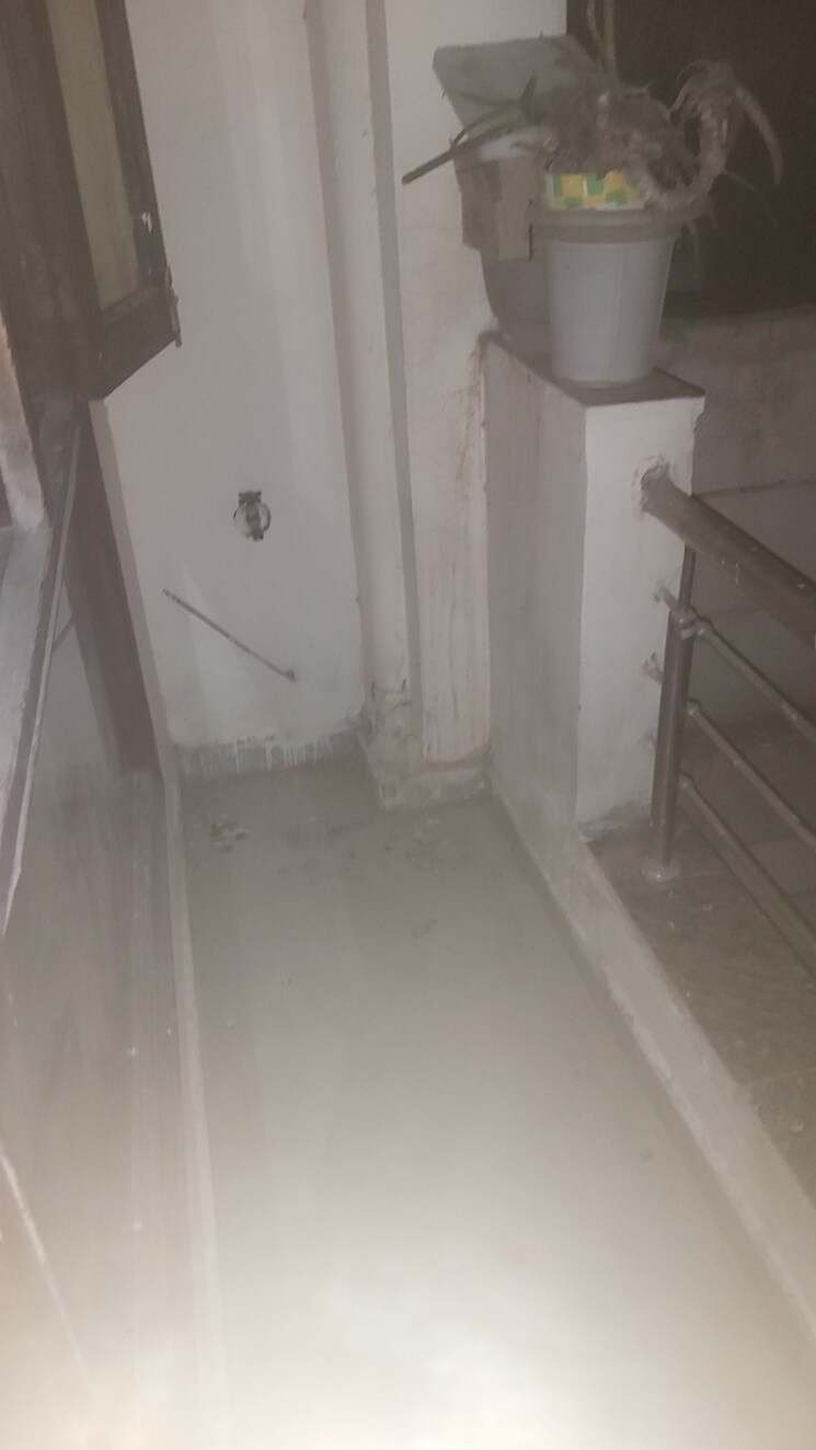 Bathroom, mayur vihar 2.5 Bedroom 650 Sq.Ft. Builder Floor In Mayur Vihar Delhi 8846022