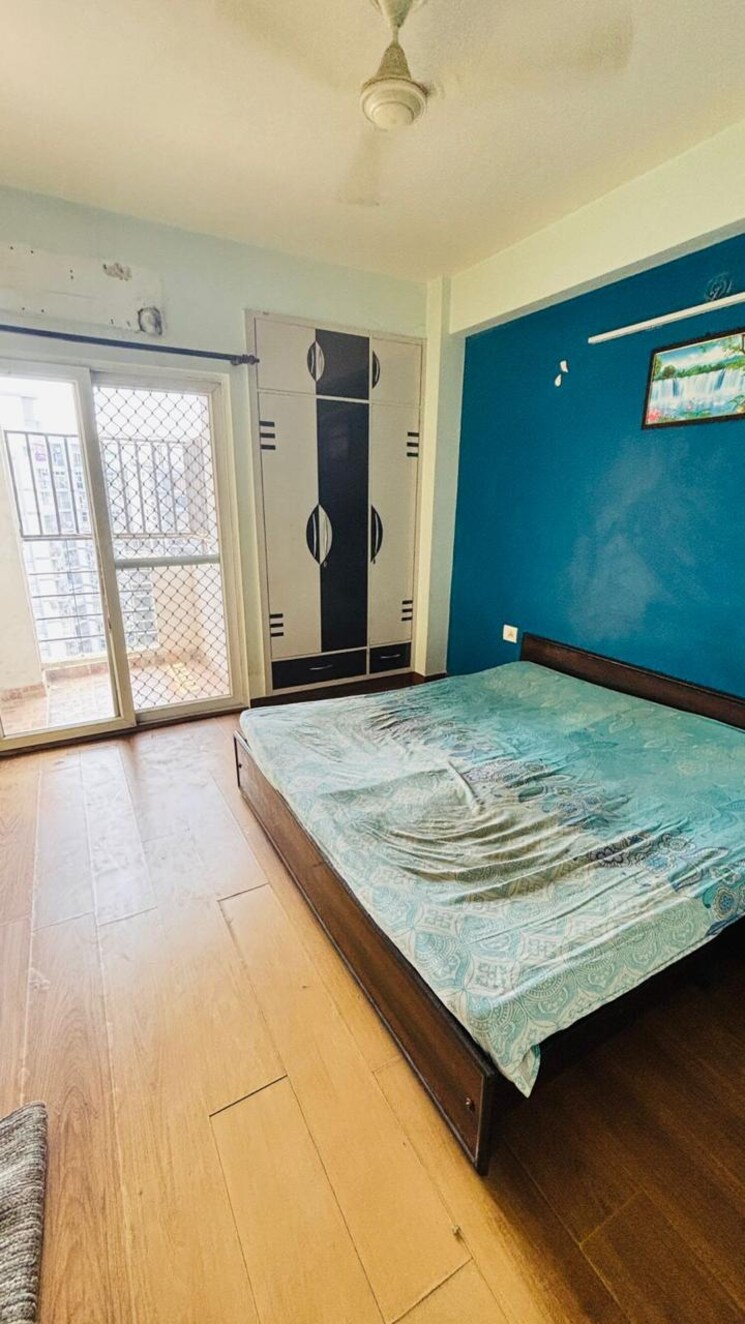 Room, express-zenith 2 Bedroom 1085 Sq.Ft. Apartment In Sector 77 Noida 8846016