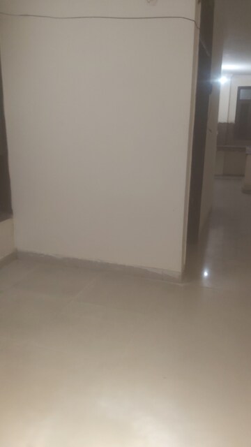 Room in 2.5 BHK Builder Floor at Mayur Vihar – for Rent