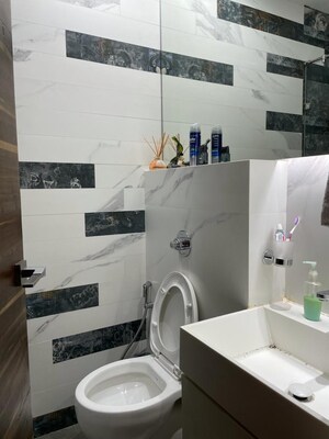 Master Bedroom in 3 BHK Apartment at DB Woods, Goregaon East – for Sale