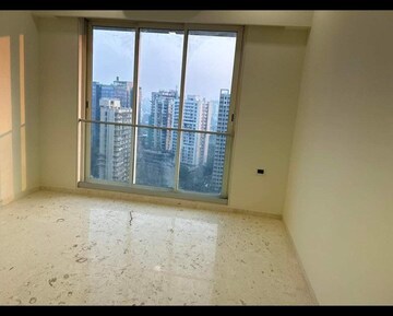Room in 2 BHK Apartment at Ekta Tripolis, Goregaon West – for Rent