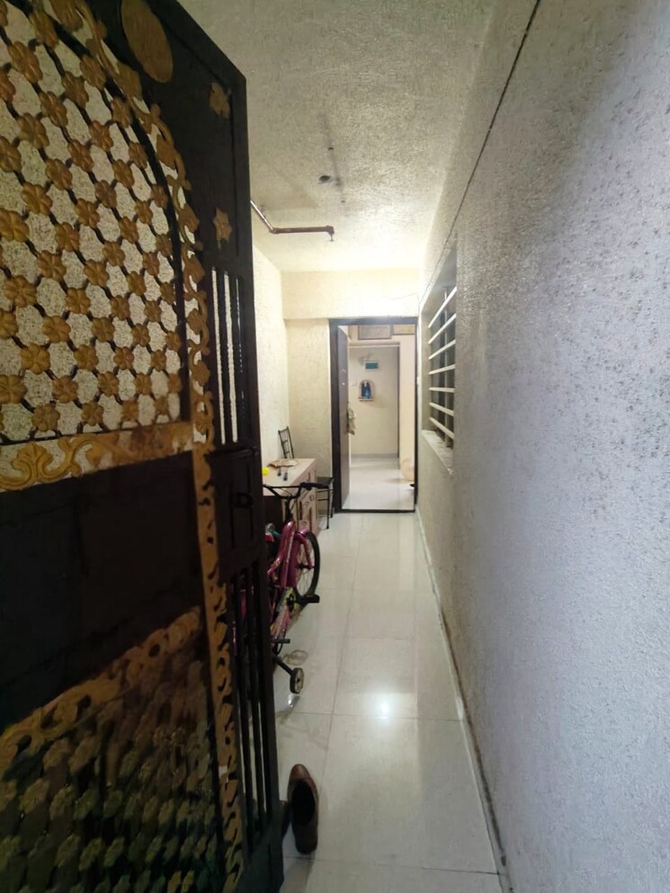 Bathroom, sm-olive-paradise 2 Bedroom 1050 Sq.Ft. Apartment In Taloja Navi Mumbai 8846046