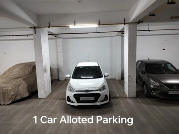 Parking in 3 BHK Apartment at Paldi – for Rent