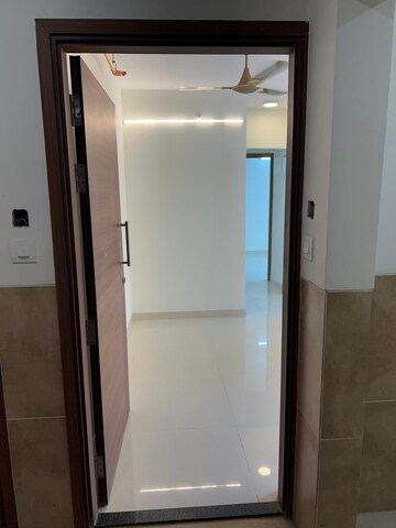 2 BHK Apartment – Exterior View View at Shapoorji Pallonji Epsilon, Kandivali East - for Rent