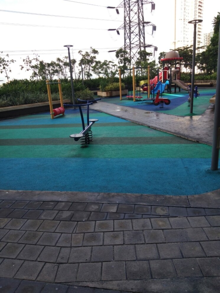 Garden, the-wadhwa-atmosphere 2 Bedroom 630 Sq.Ft. Apartment In Mulund West Mumbai 8846117