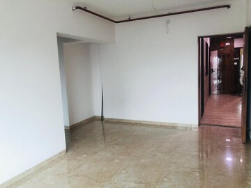 Master Bedroom in 2 BHK Apartment at Sheth Vasant Marvel, Borivali East – for Rent