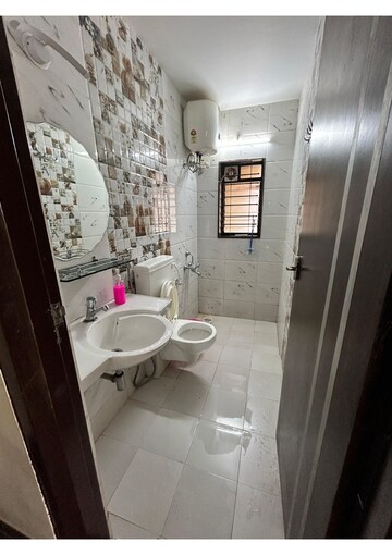 Attached Bathroom in 3 BHK Villa at Lonavala – for Rent