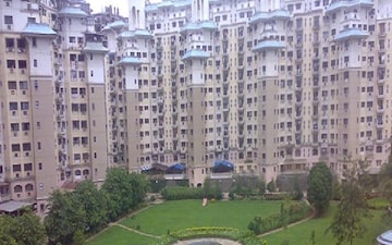 3 BHK Apartment For Sale in NRI Complex Phase I, Seawoods Sector 58