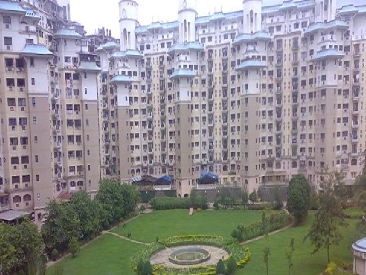 3 BHK + Servant Room Apartment For Sale in NRI Complex Phase I