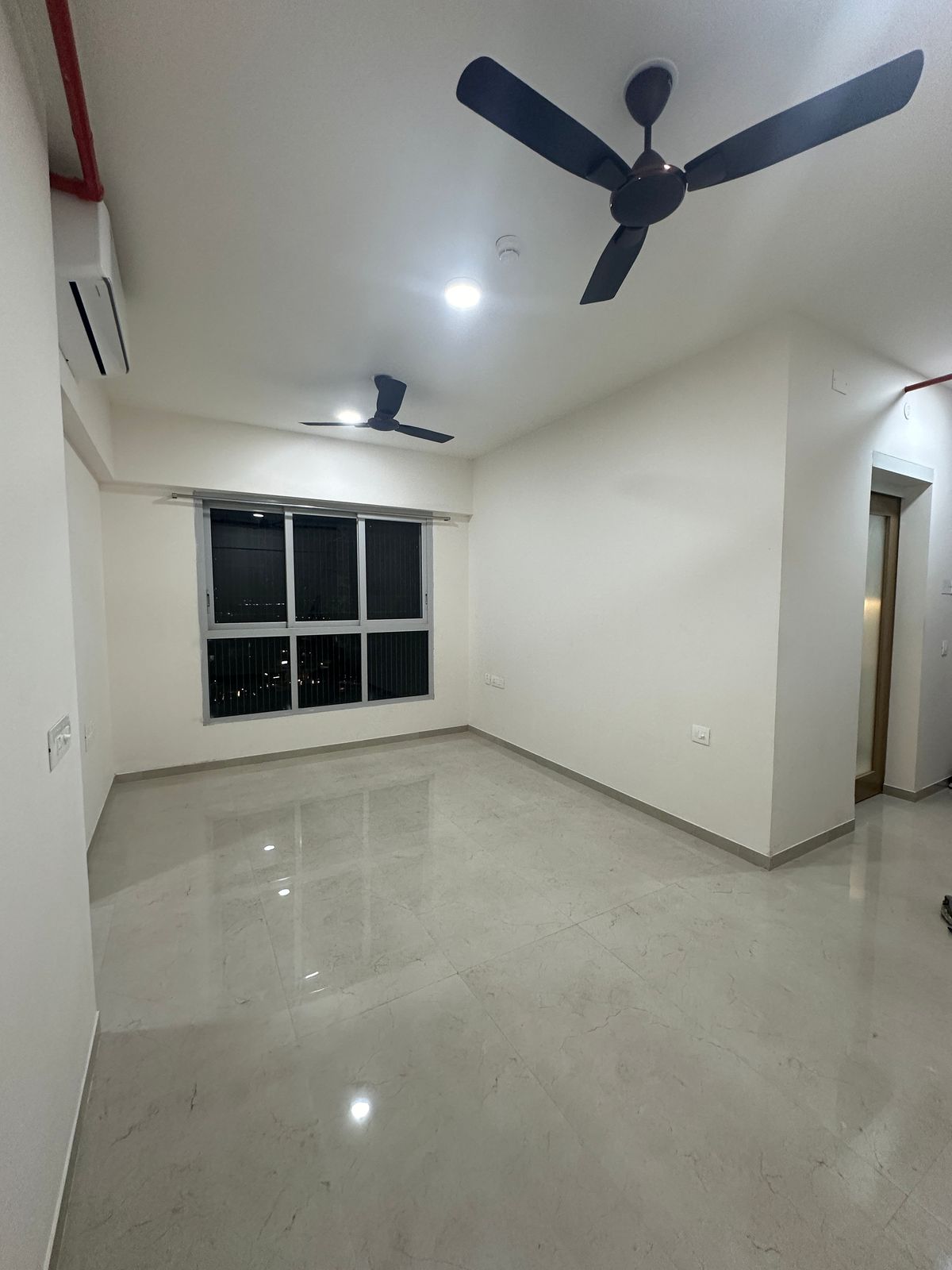 2 BHK + Extra Room Apartment For Rent in Piramal Vaikunth