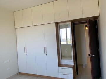 2.5 BHK Apartment For Rent in Prestige Lakeside Habitat, Varthur