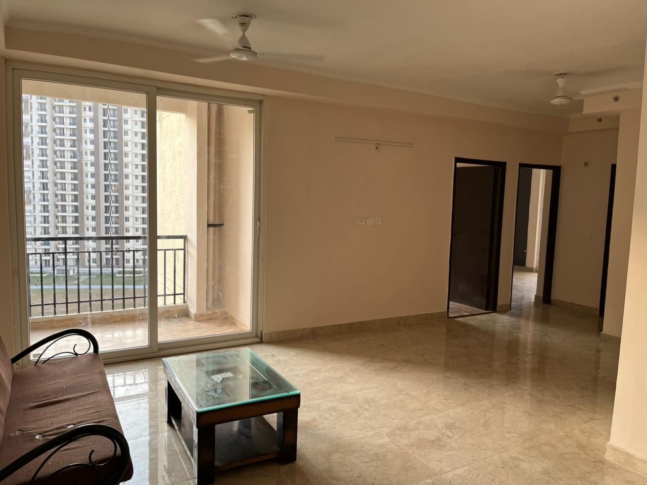 3 BHK Apartment For Rent in Amrapali Golf Homes