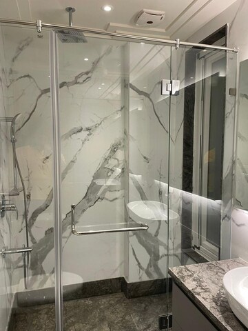 Bathroom in 3 BHK Builder Floor at Safdarjung Enclave – for Rent