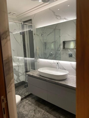 Bathroom in 3 BHK Builder Floor at Safdarjung Enclave – for Rent